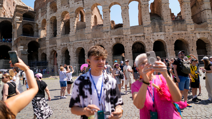 1744614806_Colosseum.png